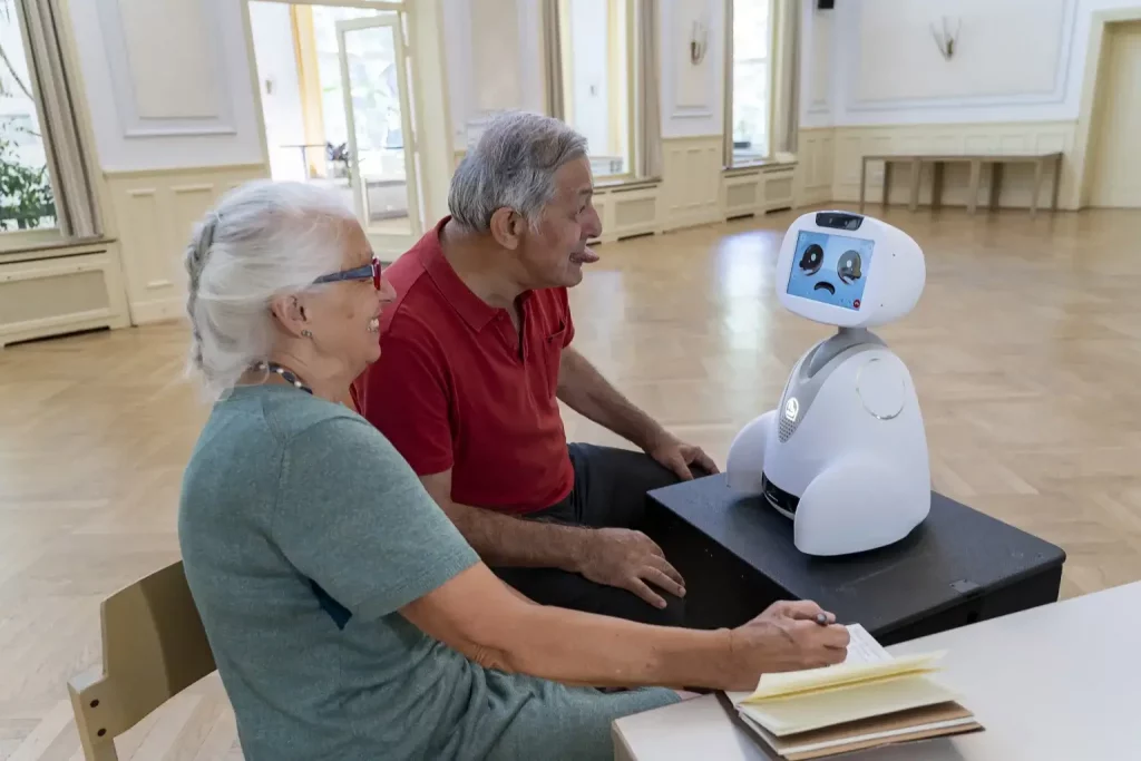 Buddy aide les personnes fragiles Buddy aide les personnes fragiles