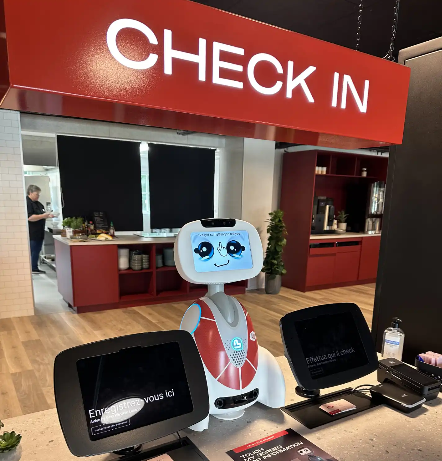 Buddy Check In dans votre Hôtel Aiden